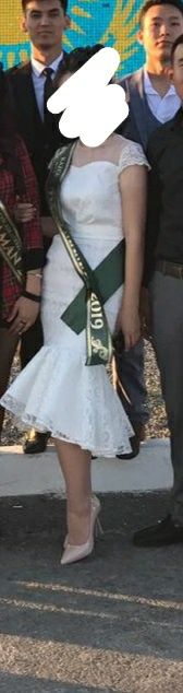 Дизайнерский платье сатылады.