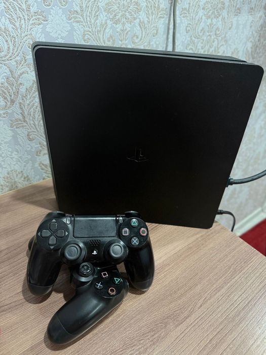 Продам Playstation 4