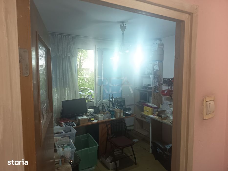 3 Cam, P/4, Confort 1, Izolat Exterior, Gaze pt Centrala, Parcare — fotografia 3