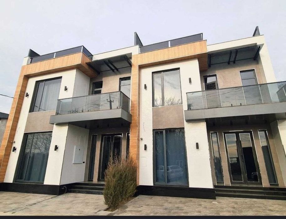 Алишеробод, Мирзо Улугбек! Продается таунхаус 230 кв.м