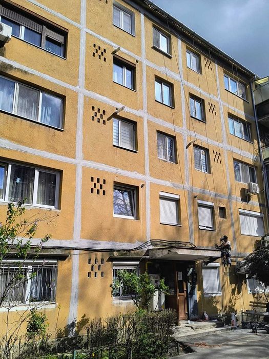 Alpinisti Utilitari - lucrari la inaltime