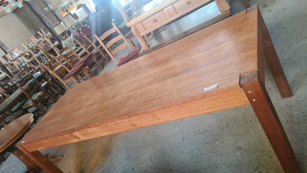 масивна трапезна маса не разтегателна