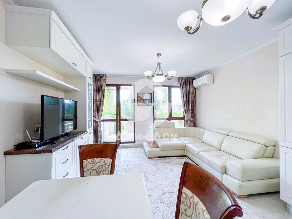 Продава се Тристаен апартамент в Несебър - 99 кв.м за 1768 €/кв.м - Снимка #1