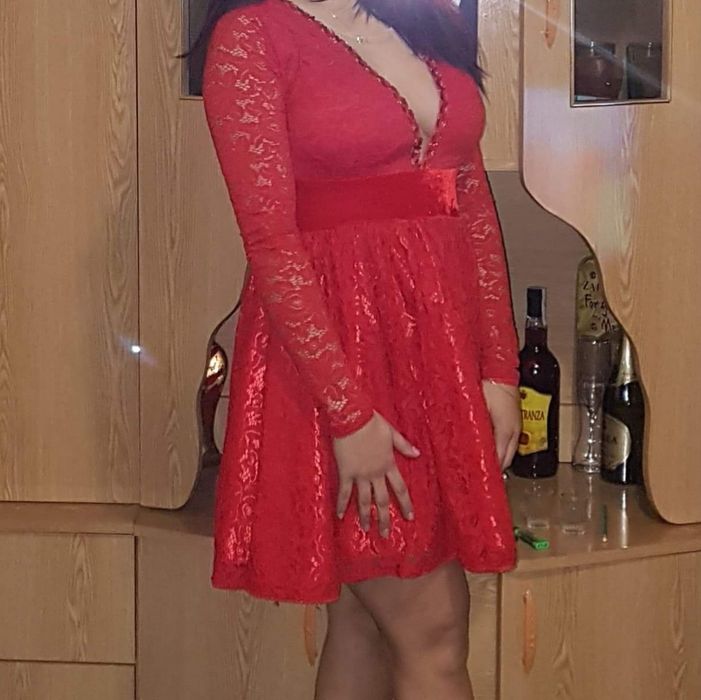 Rochie eleganta .