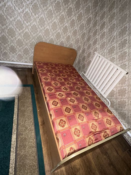 Кровать односпальная