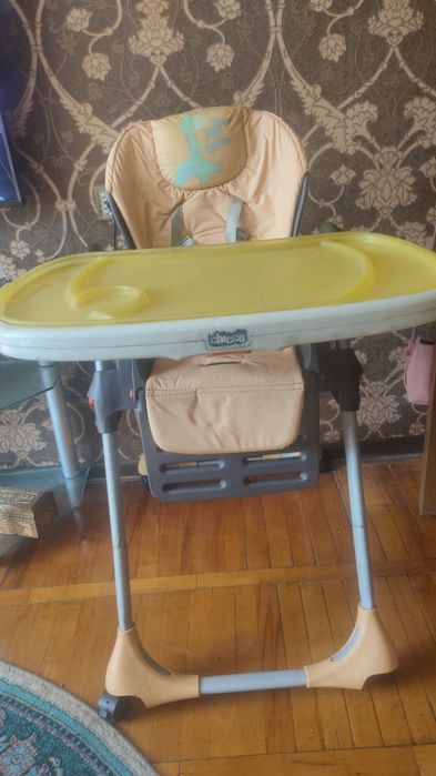 Детский столик для кормления