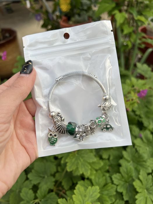 Гривна с твърда верижка