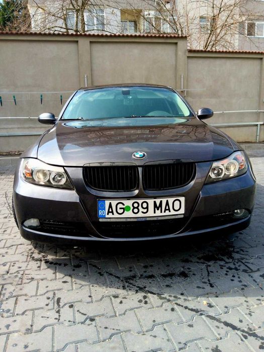 Vând BMW seria 3 E90
