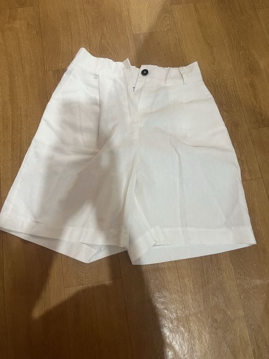 Продам две кофты остальное в подарок