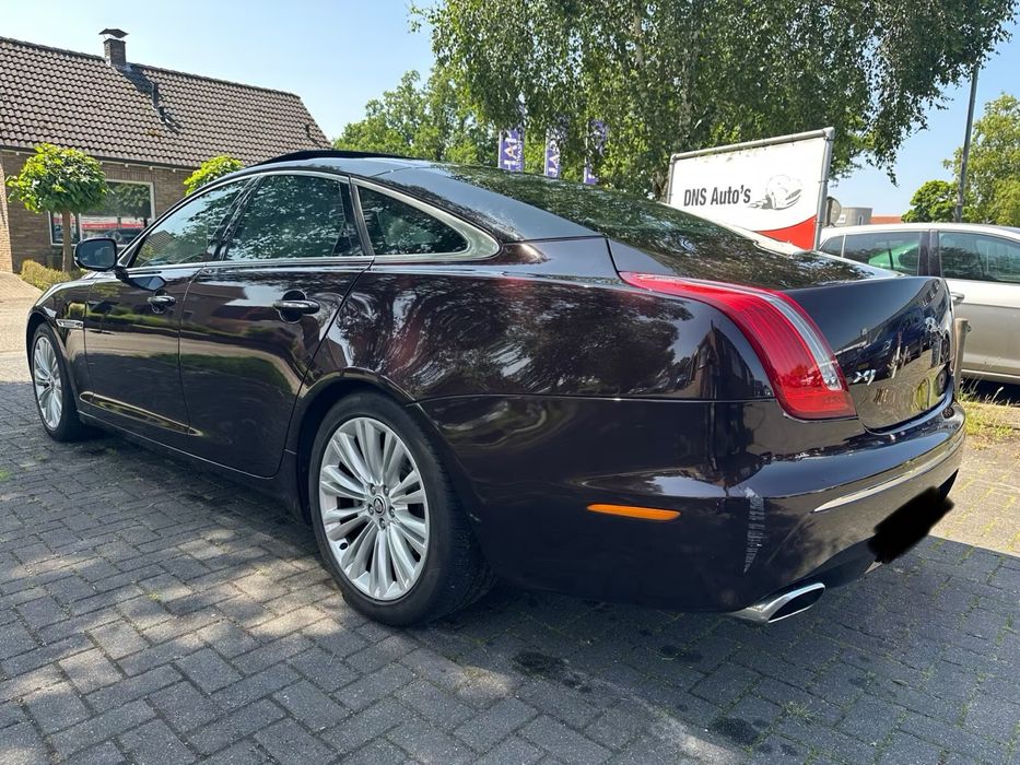 Dezmembrez Jaguar XJ 3.0D 306DT, 160.000km