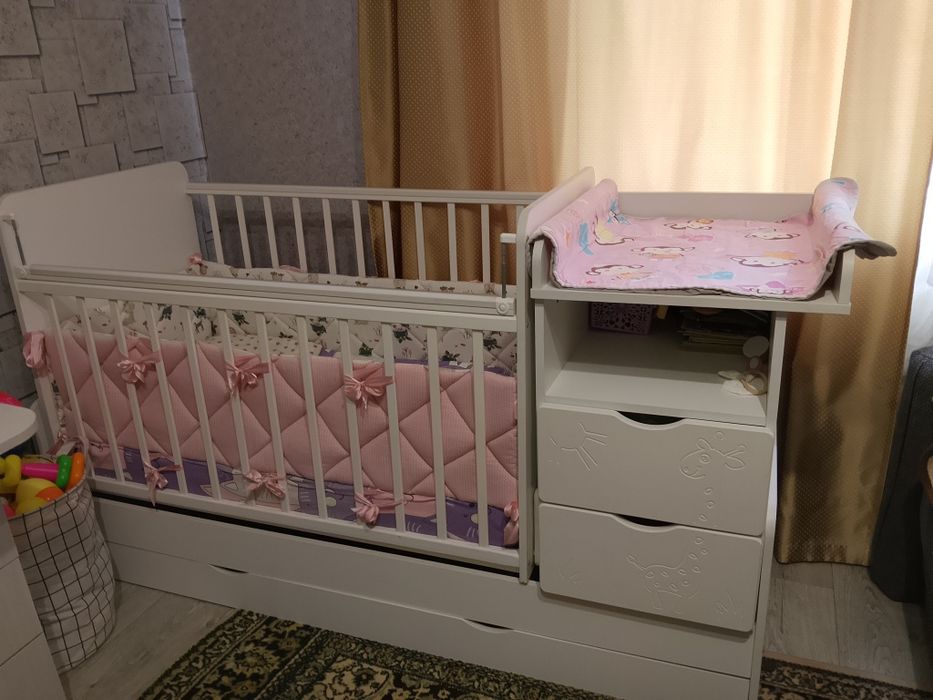 Продам кроватку детскую