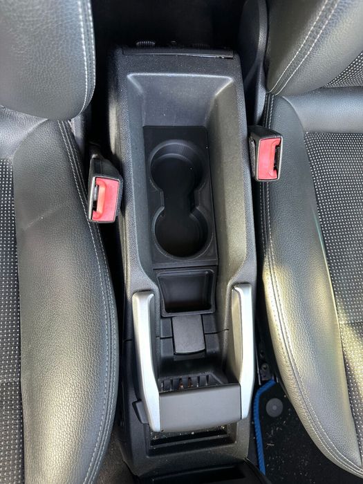 Къпхолдър (Cupholder) за Опел Зафира Б