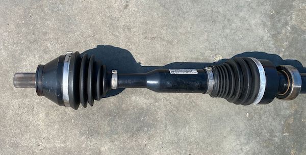 Planetara fata dreapta automata lunga 4×4 Volvo XC60 31272546