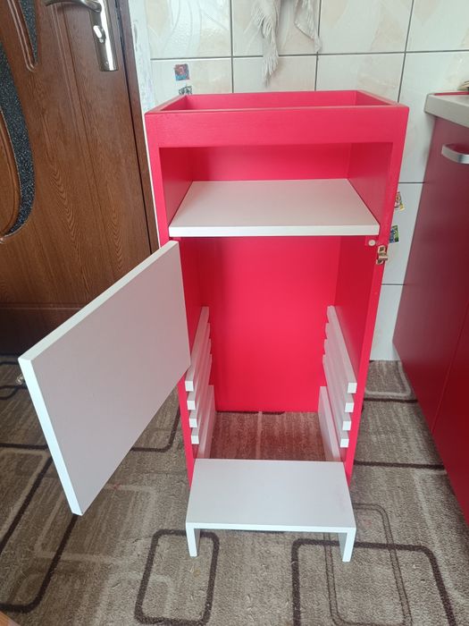 Turn de mâncare și învățare multifunctional