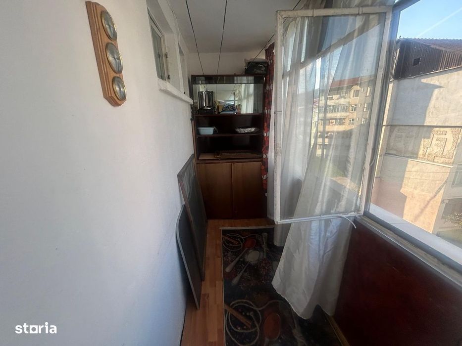 De Vânzare – Apartament 3 Camere, Decomandat – Aleeа Aurorei
