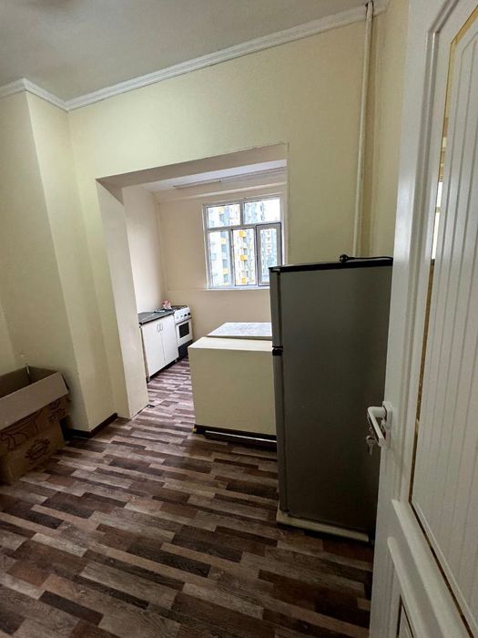 Сергели 7 да 1 хонали уй арендага берилади хамма нарсаси бор