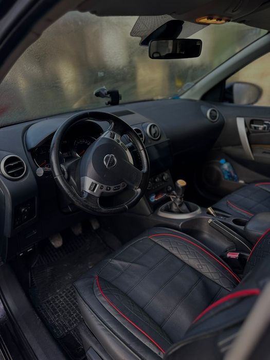 Vand Nissan Qashqhai 1,5 dci +2 ,7 locuri