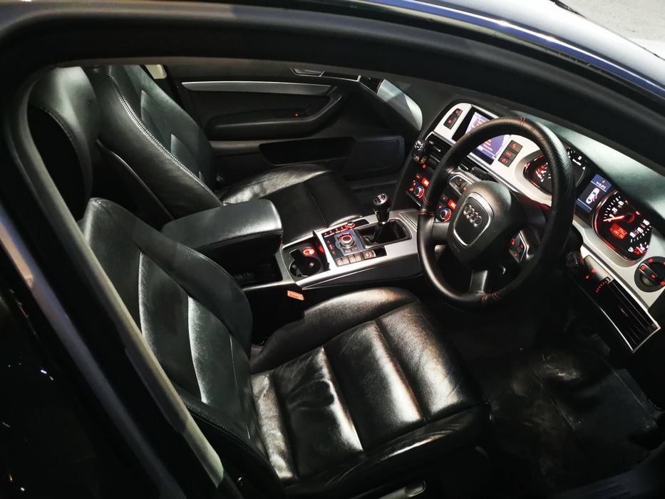 Продаван Ауди А6 C6 2009год.