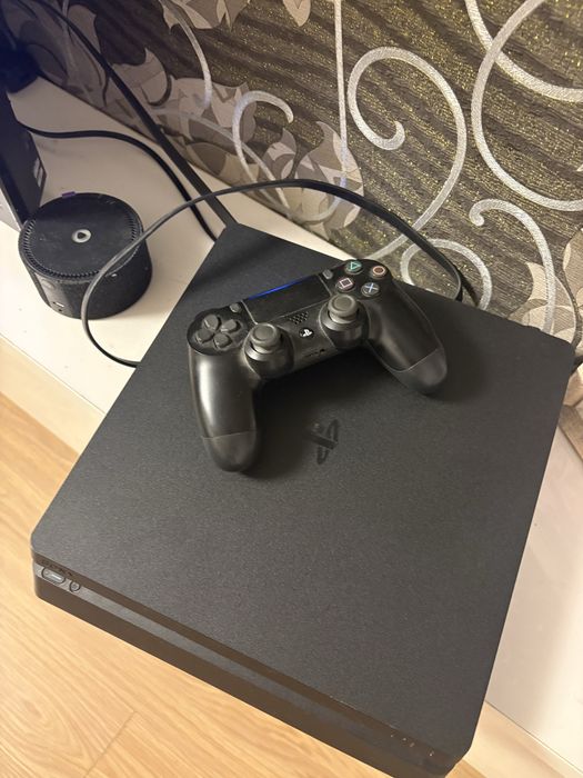 Продам ps 4 slim 500gb