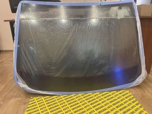 Лобовое стекло Renault Duster