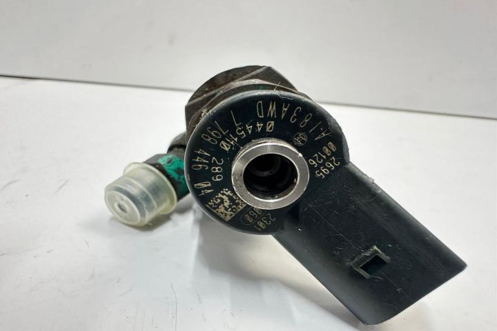 Injector 2.5 D 0445110289 BMW Seria 5 E60/E61