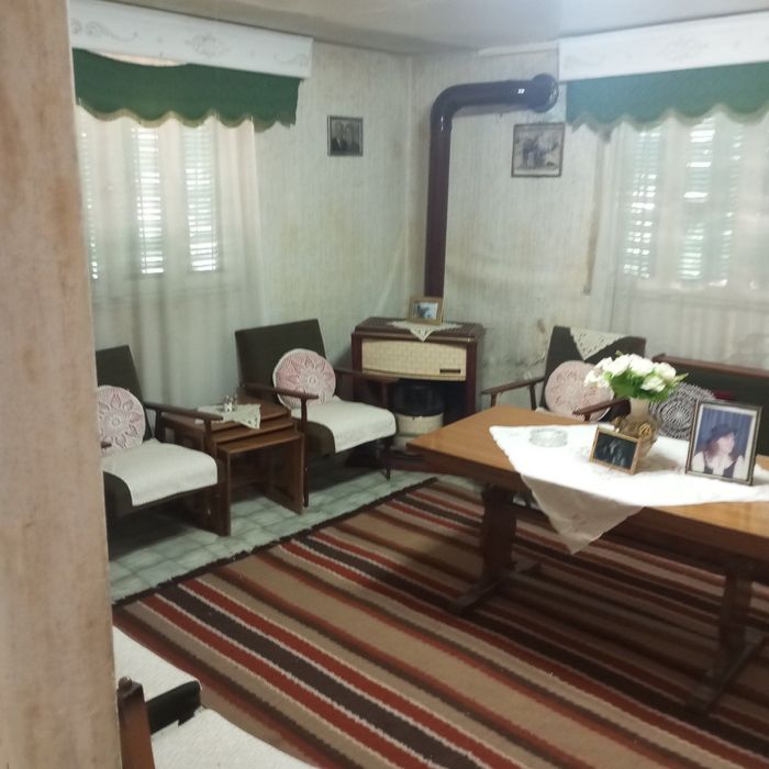 Дом за почивка и инвестиция близо до България