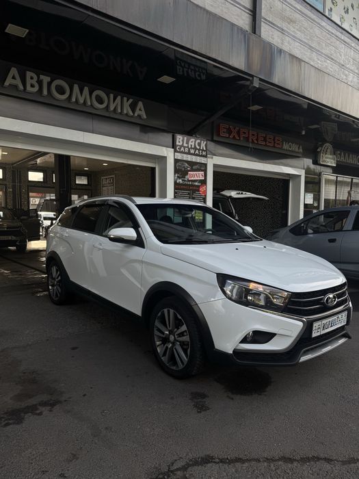 Продается лада ветса кросс