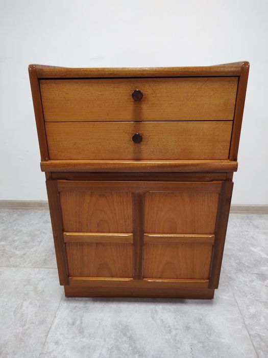 Конзолен шкаф Nathan от 70-те А044