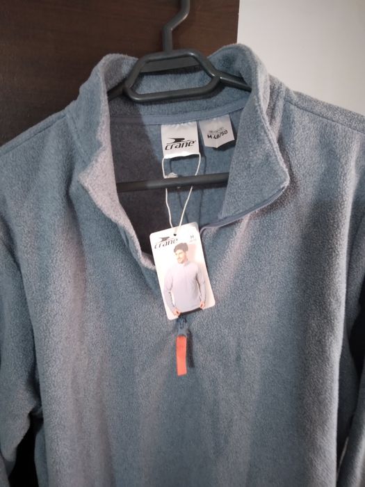 Bluza nouă mărimea 48-50