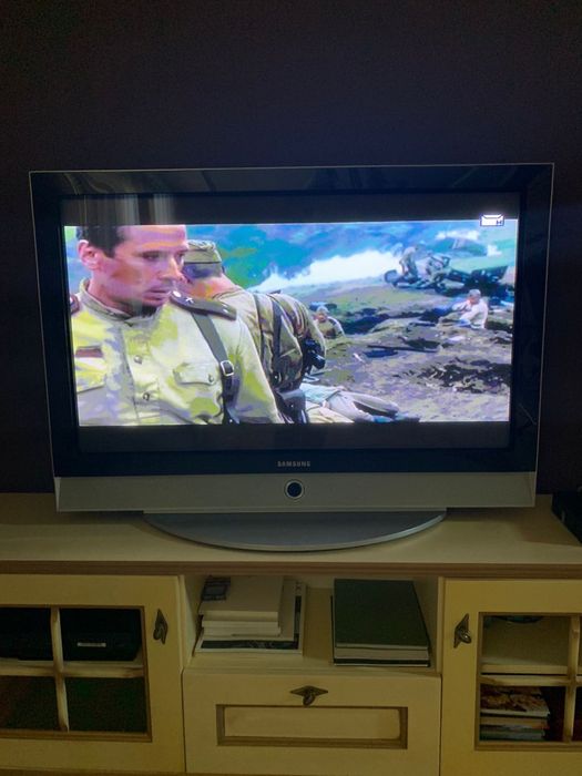 Телевизор Samsung