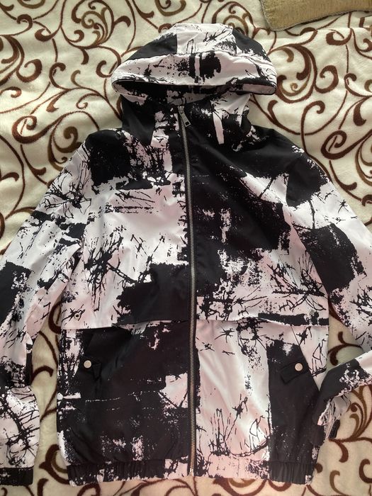 Продам ветровку