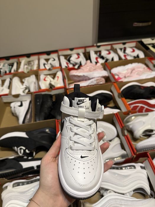 Nike Force 1 Mid SE EasyOn