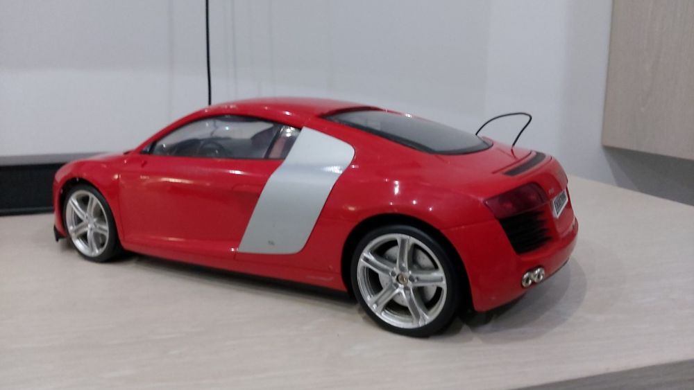 Masinuta rc Audi R8  Dickie