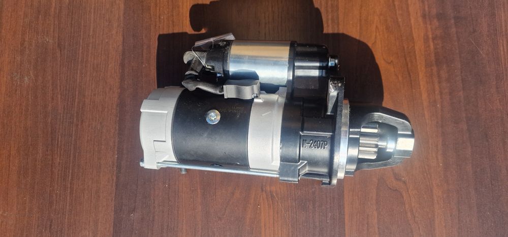 Стартер Yuchai 708010A  новый