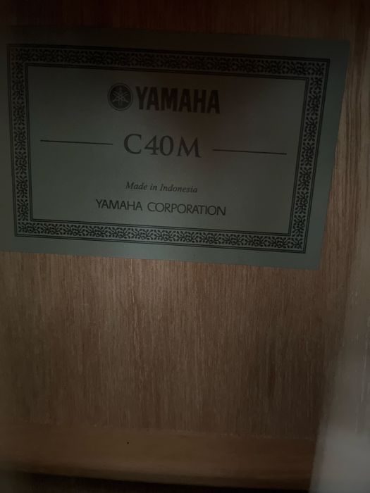 Гитара yamaha c40m