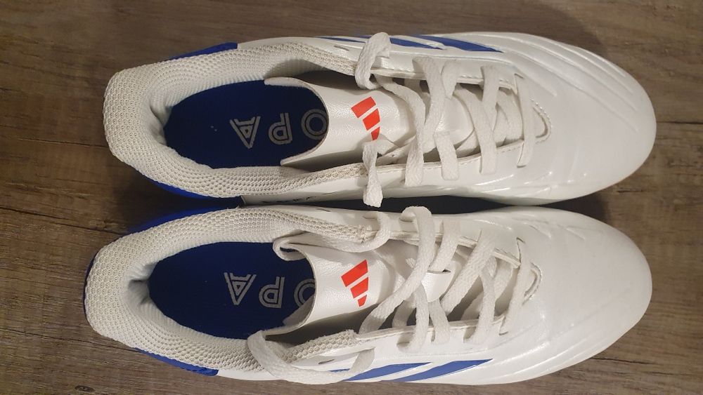 Футболни бутонки Adidas  COPA PURE