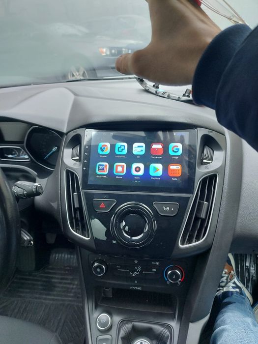 Navigatie Android Ford Focus 3 model Tesla Waze USB Wi-Fi YouTube
