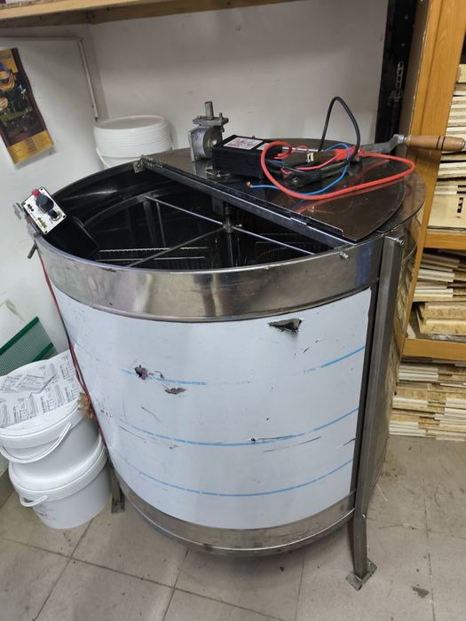 Centrifuga 4 rame reversibila miere