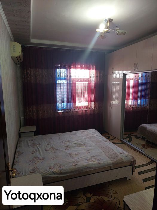 34 maktab oldidagi uy 3 honali 5 etajda joylashgan evro remont qilinga