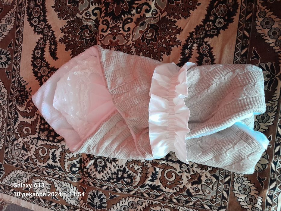 Продам конверт на выписку