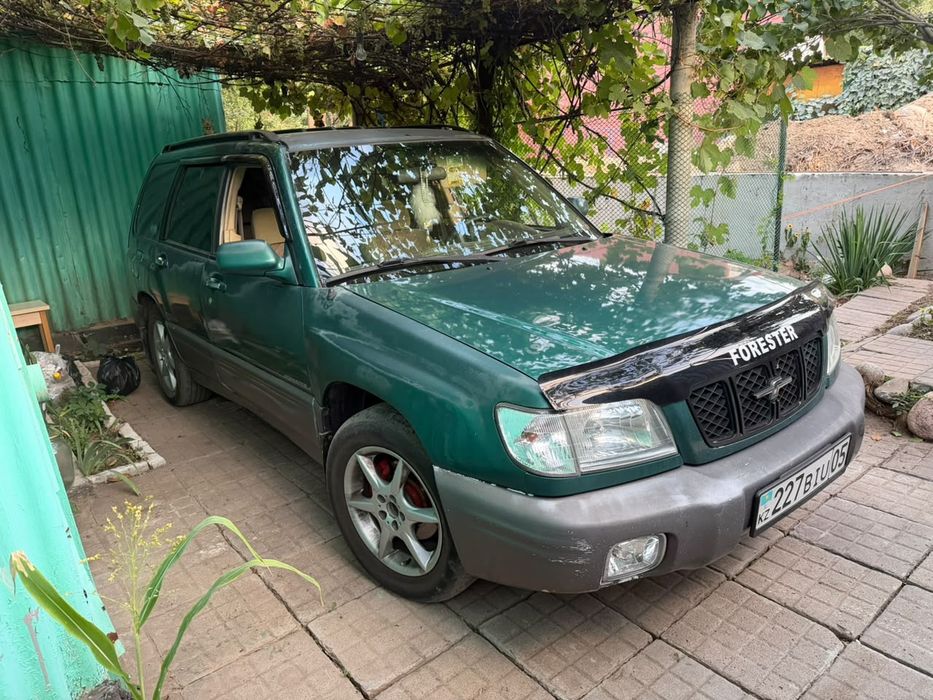 Машина 2000г продам или обменяю
