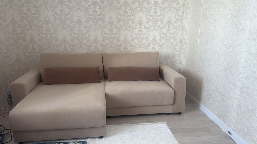 Срочно продам диван!