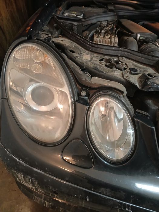 Полиране на Автомобилни фарове