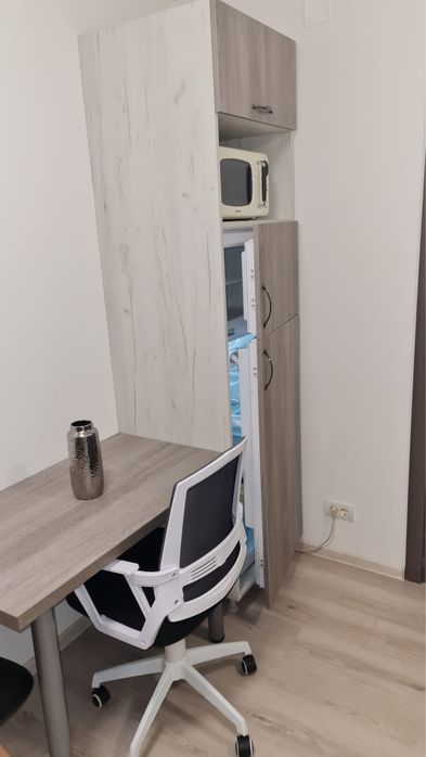 Studio la curte, recent renovat, metrou Stefan Cel Mare