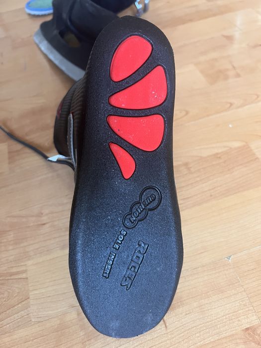 Patine de gheata Roces 41 M (echivalent 39)