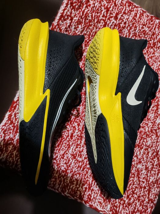 adidași de baschet nike