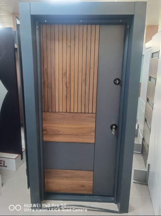 Входни Блиндирани метални интериорни