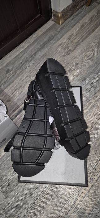 Дамски сандали Пещера