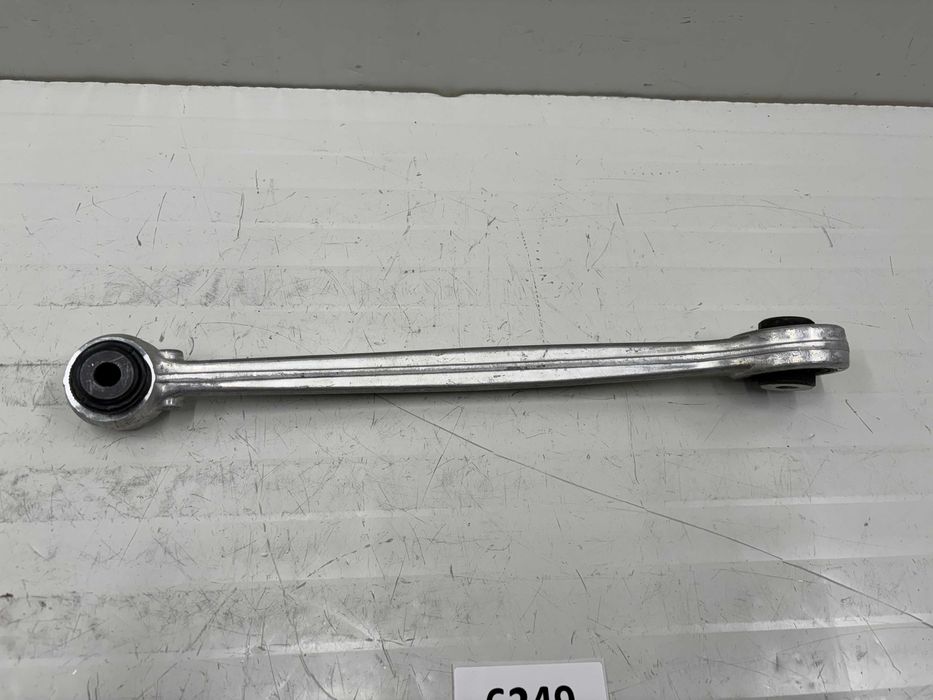 Заден ляв долен носач / Заден десен долен носач БМВ М2 М3 М4