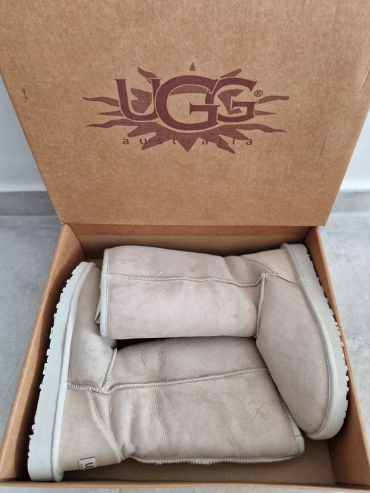 UGG Класически Ботуши 100% Вълна